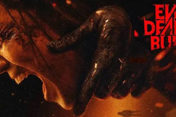 Evil Dead: En llamas reaviva el terror más gore de la franquicia el mismo día que Nolan